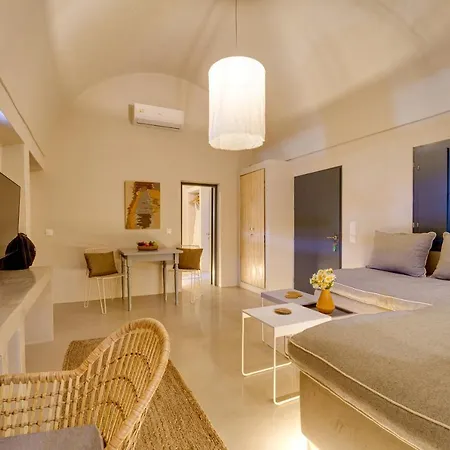 Present Perfect - Private Pool * Firostefani