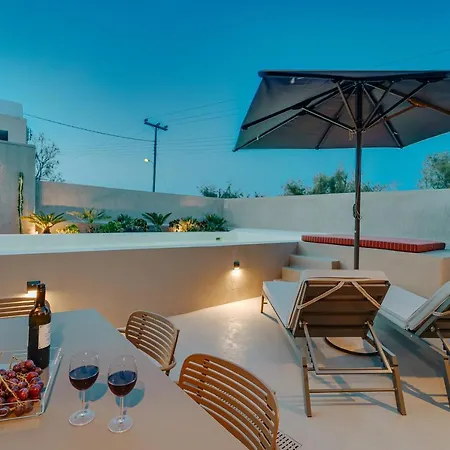 Present Perfect - Private Pool Φηροστεφάνι