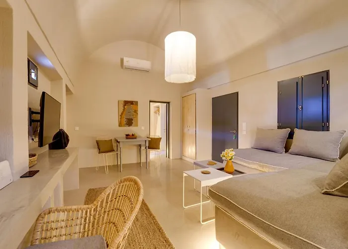 Present Perfect - Private Pool * Firostefani